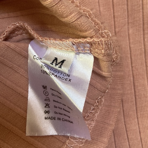 2/$15 Long sleeve Cropped Off the shoulder Shirt - Picture 2 of 4